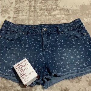 EUC Lauren Conrad Shorts